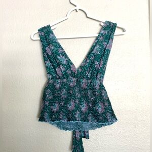 NWOT 100% Cotton Floral Smocked V-Neck Tie-Back Tank Top - Green